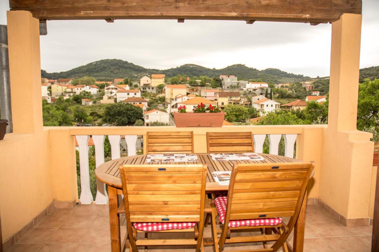 House Lucija Daire Sali Dış mekan fotoğraf