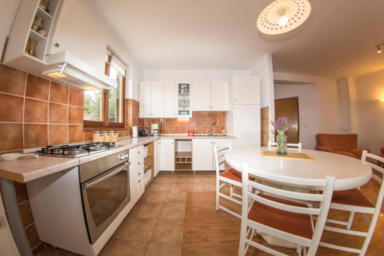 House Lucija Daire Sali Dış mekan fotoğraf