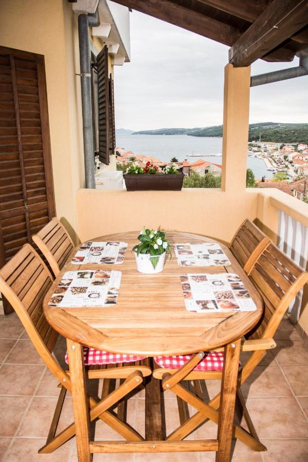 House Lucija Daire Sali Dış mekan fotoğraf