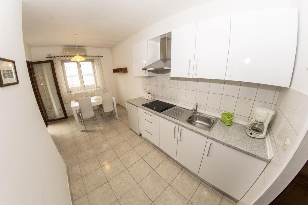House Lucija Daire Sali Dış mekan fotoğraf