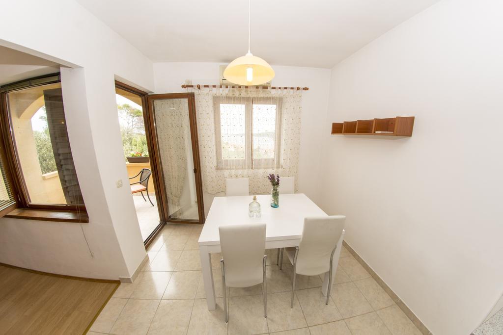 House Lucija Daire Sali Dış mekan fotoğraf