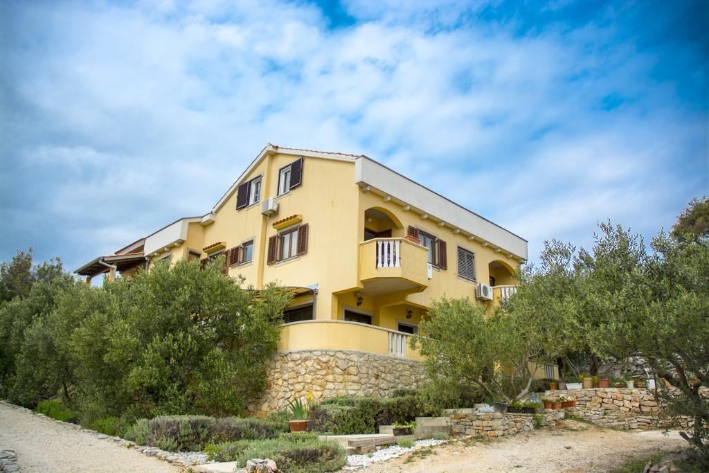 House Lucija Daire Sali Dış mekan fotoğraf