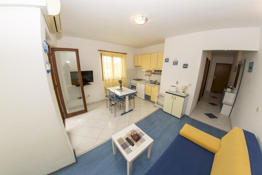 House Lucija Daire Sali Dış mekan fotoğraf